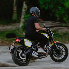 D.O.T. Daytona Retro- W/ Racer