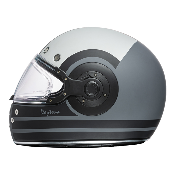 D.O.T. Daytona Retro- W/ Racer