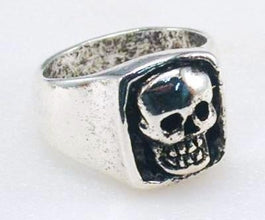 Giant Skull Ring